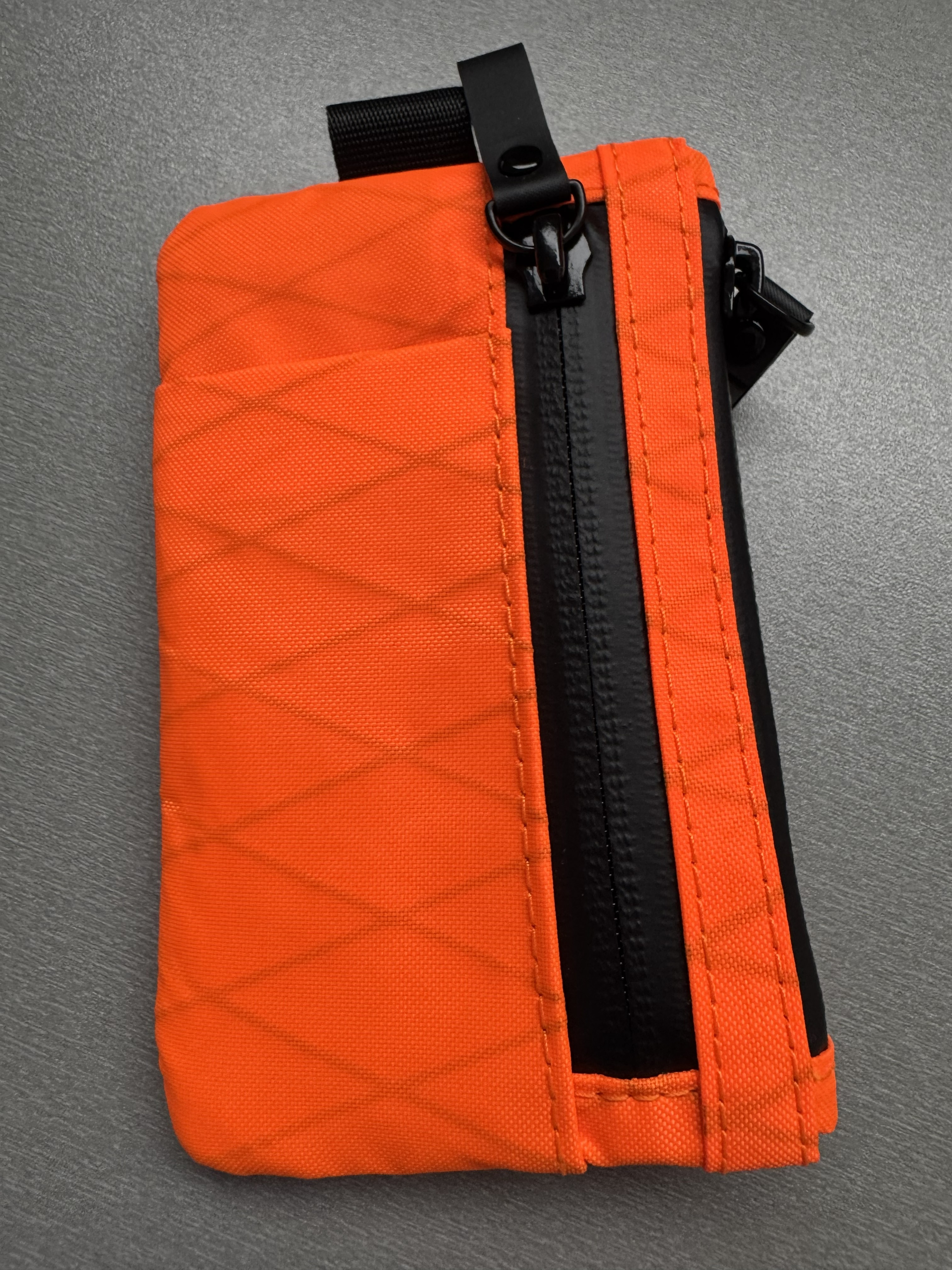 Orange Alpaka Zip Pouch Pro